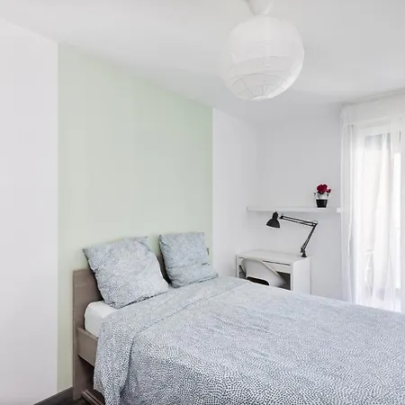 Privee - Confort - Wifi Bed & Breakfast *